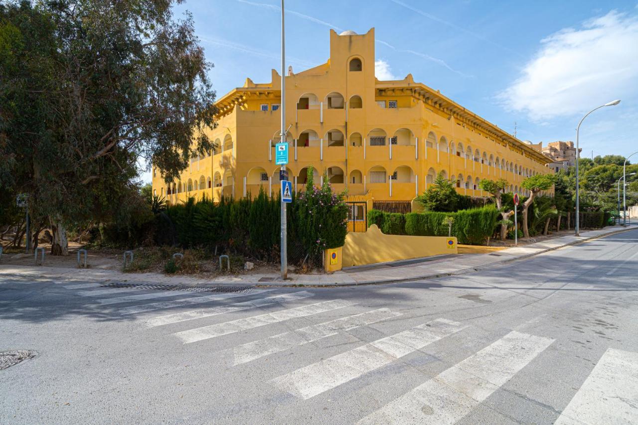 Apartment Sandra By The Sea El Campello Eksteriør bilde